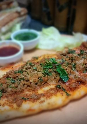 A picture of Turkish Pizza.