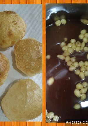 A picture of Pani Puri.