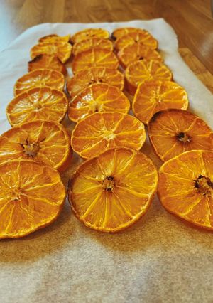 A picture of Oven dried Clementines.