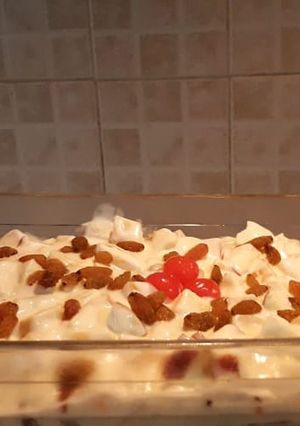 A picture of #cookwithamna Creamy salad.