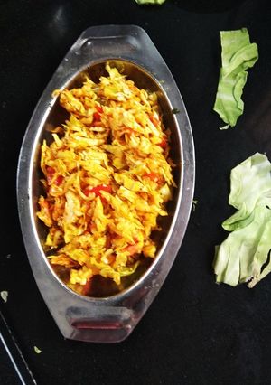 गोभी प्याज़ की सब्जी(gobi pyaz ki sabji recepie in hindi) रेसिपी मुख्य फोटो