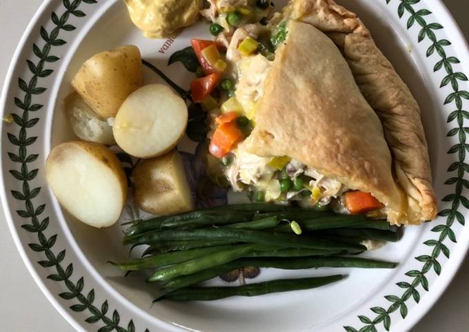 Use-up Chicken & Leek Pie