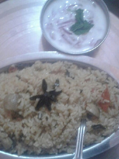 செட்டிநாட்டு காளான் பிரியாணி (Chettinadu kaalaan biryani recipe in tamil) செய்முறை முக்கிய புகைப்படம்
