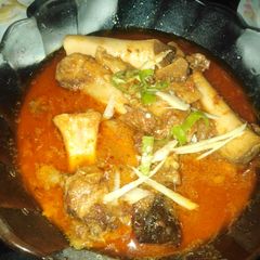 A picture of Mutton paya.