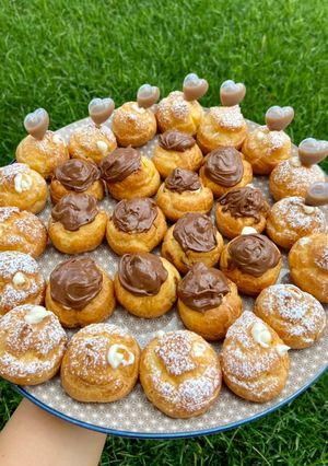 Foto di Bignè con crema chantilly e cuoricino di liquore al caffè ☕️