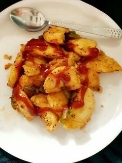 फ्राइड इडली (fried idli recipe in Hindi) रेसिपी मुख्य फोटो