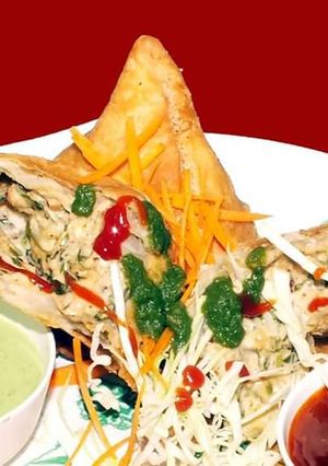 A picture of Pizza samosa.