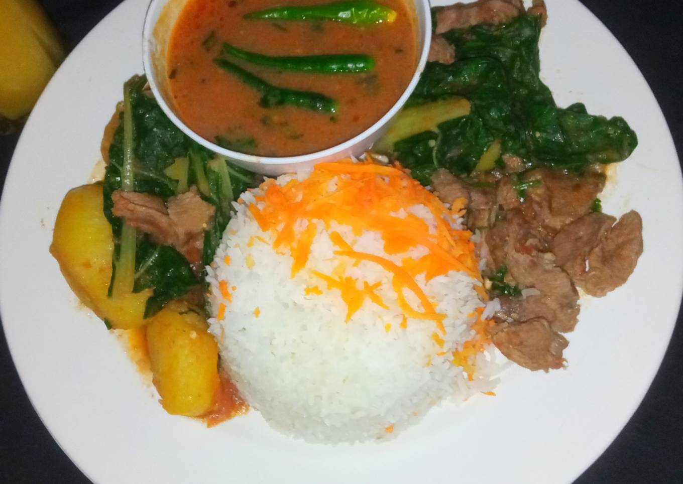 Beef stew with spinach
