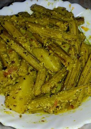 A picture of Sojne data (drumstick)chachari.