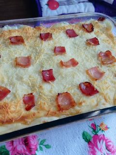 Una foto de Lasaña de atún y bacon 🥓🐟