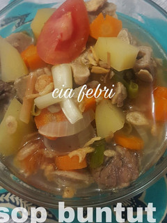 Foto resep Sop buntut ala fe'