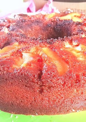 Una foto de Tarta de manzana invertida