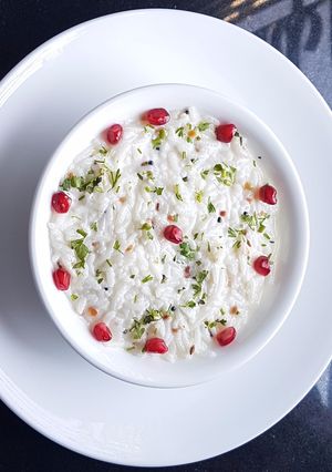 A picture of Tempered/ Tadka Curd Rice🍚.