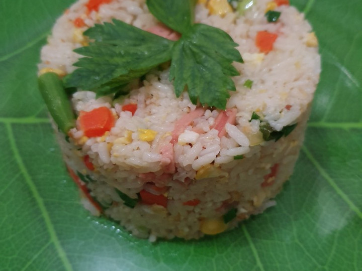 Bagaimana Menyiapkan Nasi Goreng Sayur Mentega Anti Gagal