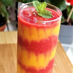 A picture of Mango Strawberry Cooler.