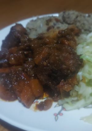 A picture of Ox tail stew.