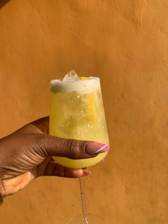 A picture of Pineapple Lemonade.