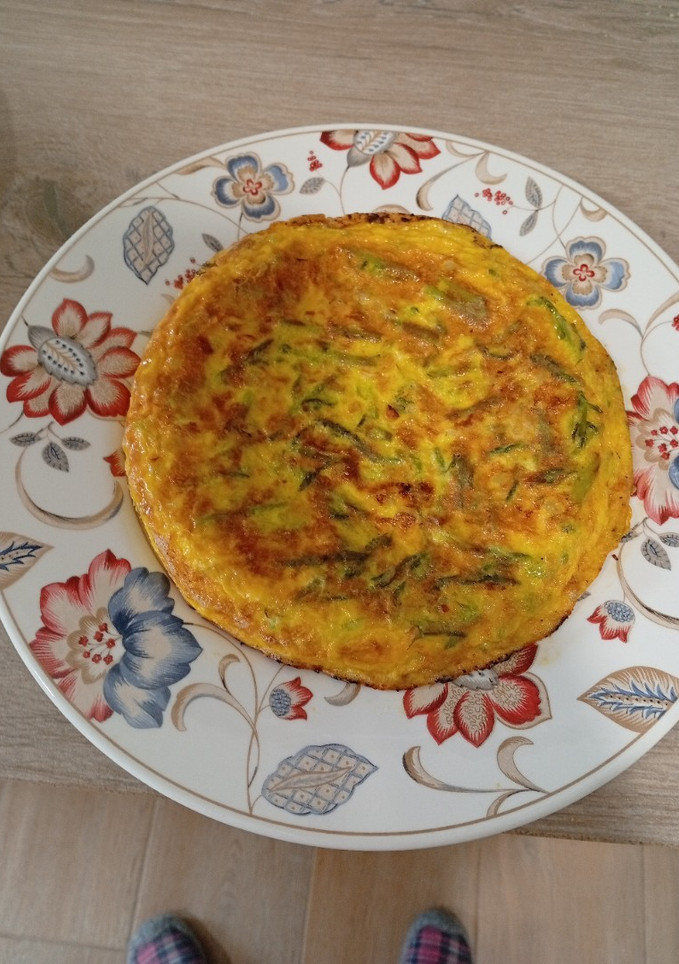 Una foto de Tortilla de espárragos