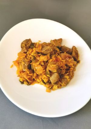 Una foto de Arroz con solomillo de cerdo🥘