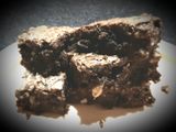 Brownies de chocolate, nuez y almendras