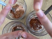 Hình ảnh của sữa milo và sữa đặc