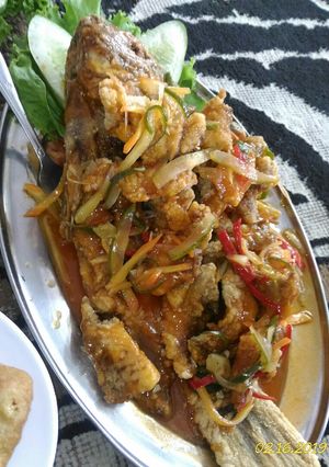 Foto resep Ikan nila asam manis sweger...#siap ramadhan