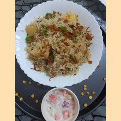 A picture of Chicken masoor pulao.