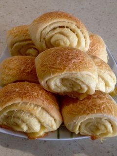 Sajtos tekercs recept fotója