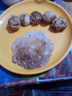 சோளம் பணியாரம் (Sola paniyaram recipe in tamil) செய்முறை முக்கிய புகைப்படம்