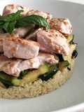 Cous cous con zucchine e bocconcini di tonno al sesamo