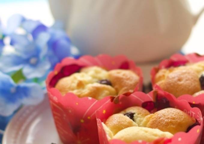 Simple Blue berry cream chese cup cake