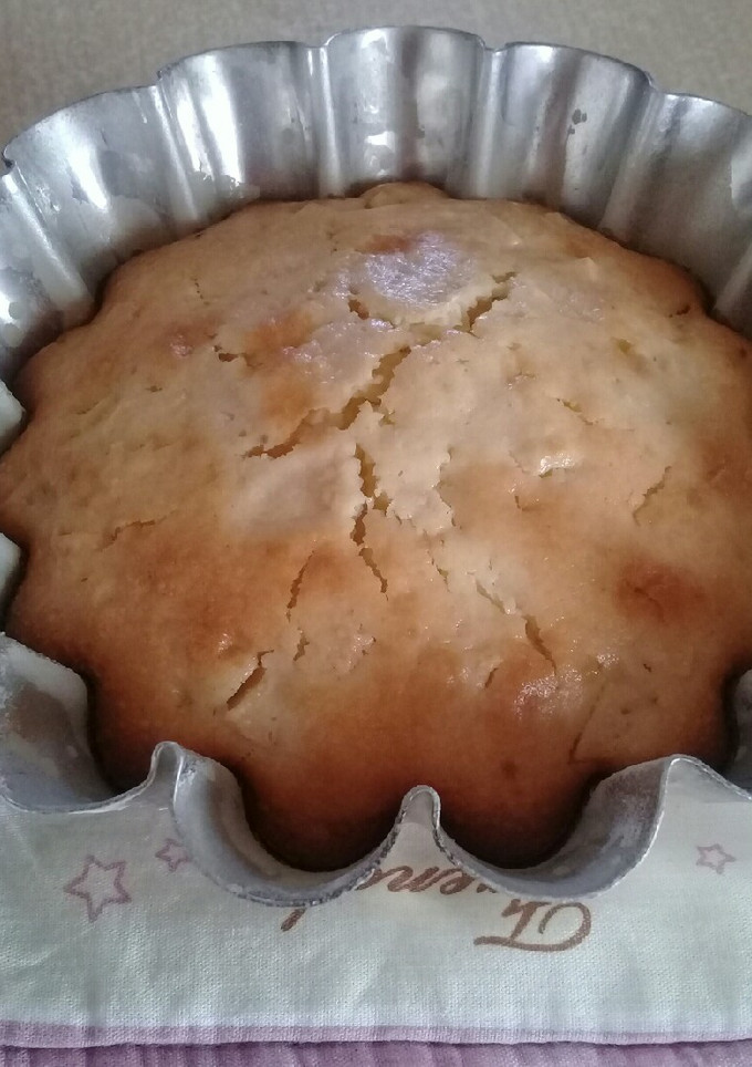Una foto de Torta de manzana fácil y muy rica🤗