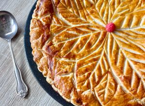 Une photo de Pithiviers ou Galette des rois framboise