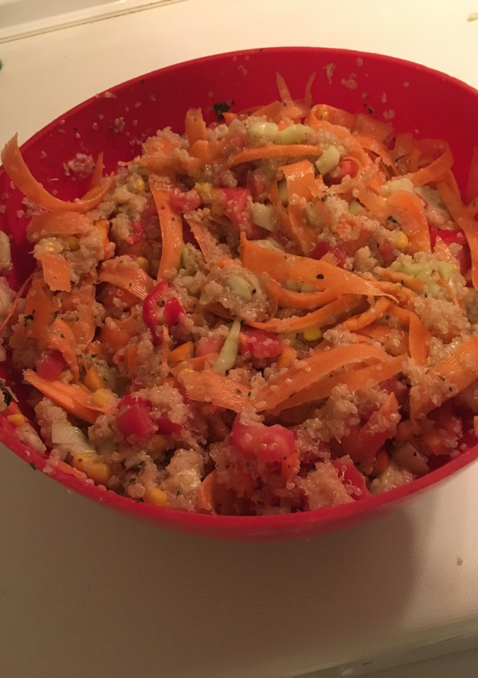 Una foto de Ensalada de quinoa