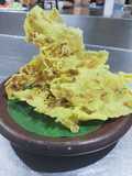 Peyek kacang udang gremut