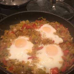 A picture of Shakshuka style Leeks.