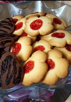 A picture of Biscuits.