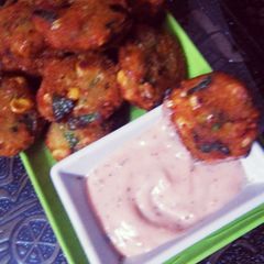 A picture of Crispy creamy corn cutlet with (chilli cheesey Mayo dip).