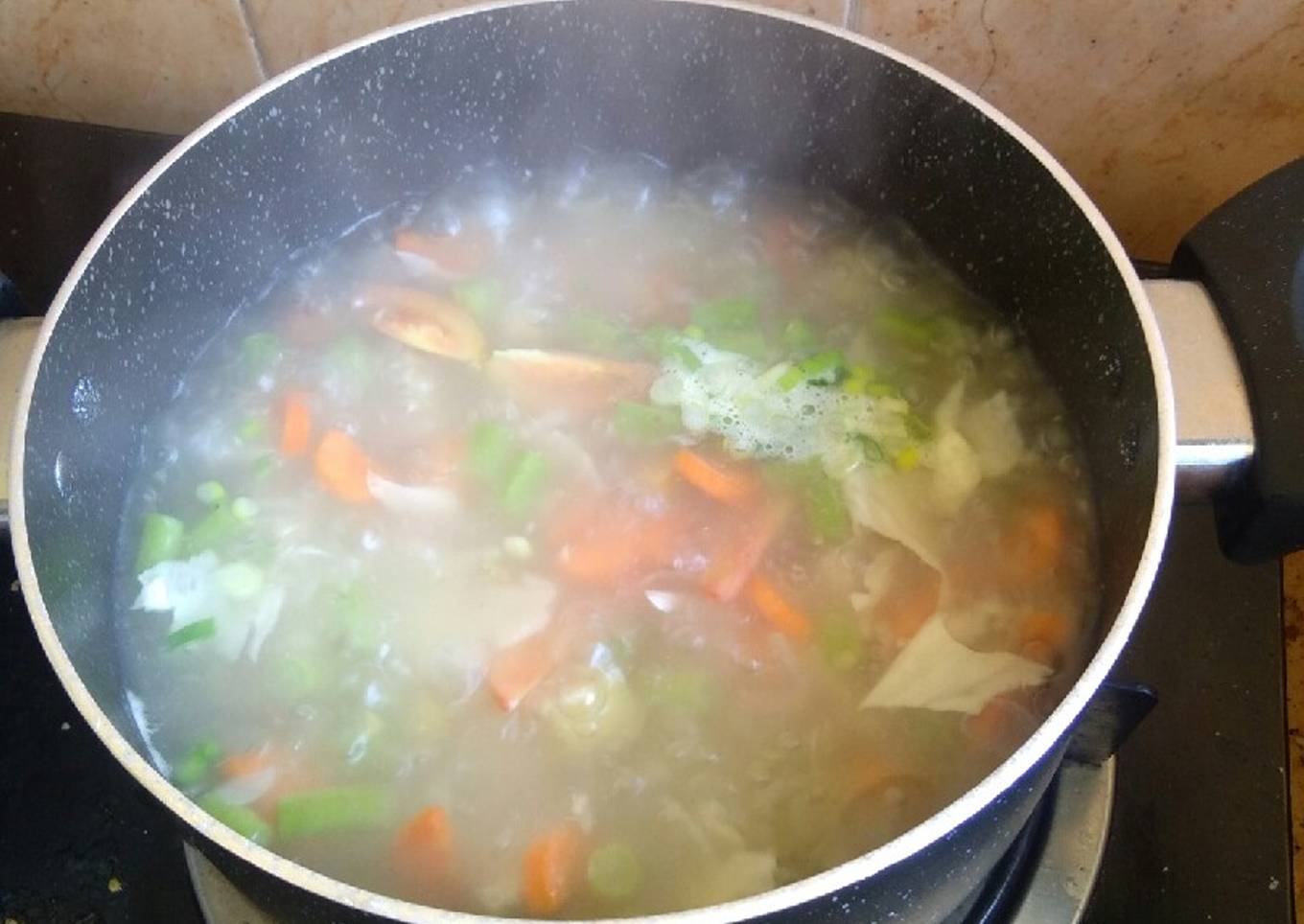 Sop ayam sederhana