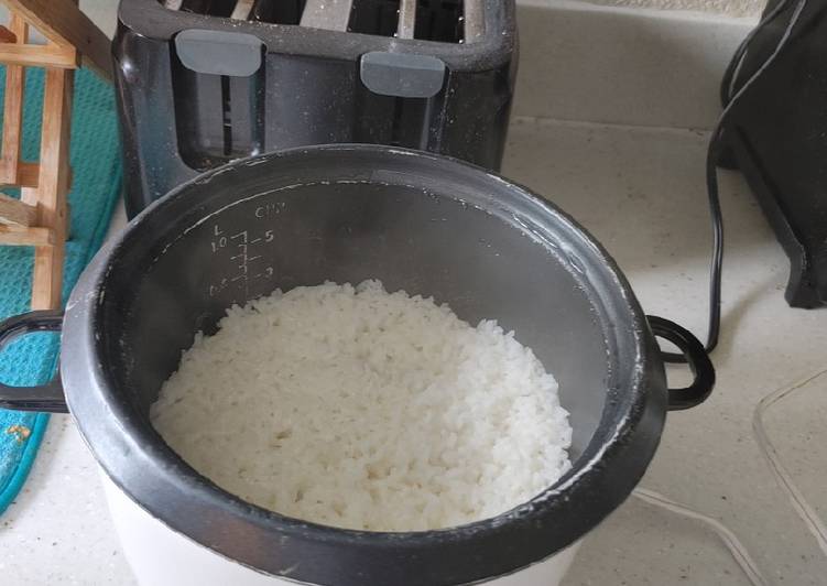 Steps to Prepare Quick (Basic)Rice cooker Rice