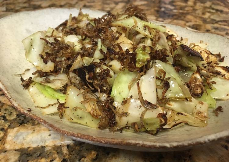 Sautéed cabbage with young sardine