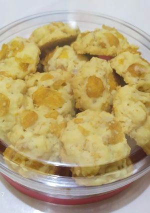 Foto resep Cornflakes cheese cookies