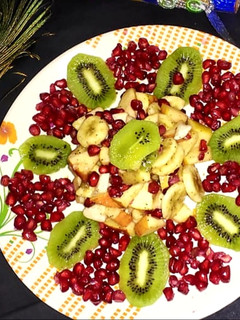 फ्रूट चाट (Fruit Chaat recipe in Hindi) रेसिपी मुख्य फोटो