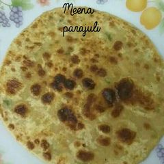 Gobhi ka Paratha.... ma fav 😊😊😊 A picture of Gobhi ka Paratha.... ma fav 😊😊😊.