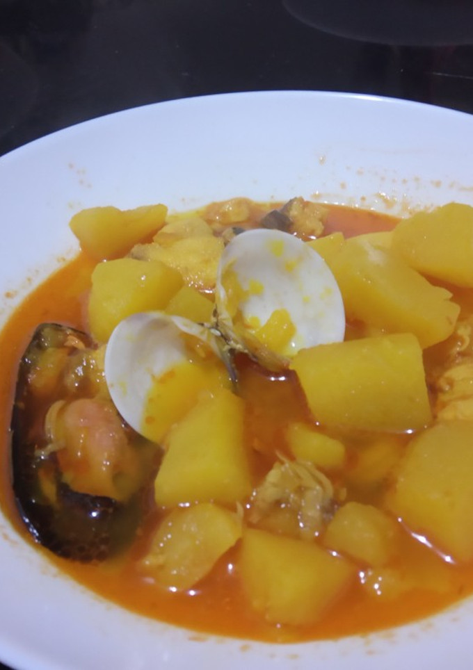 Una foto de Patatas a la marinera