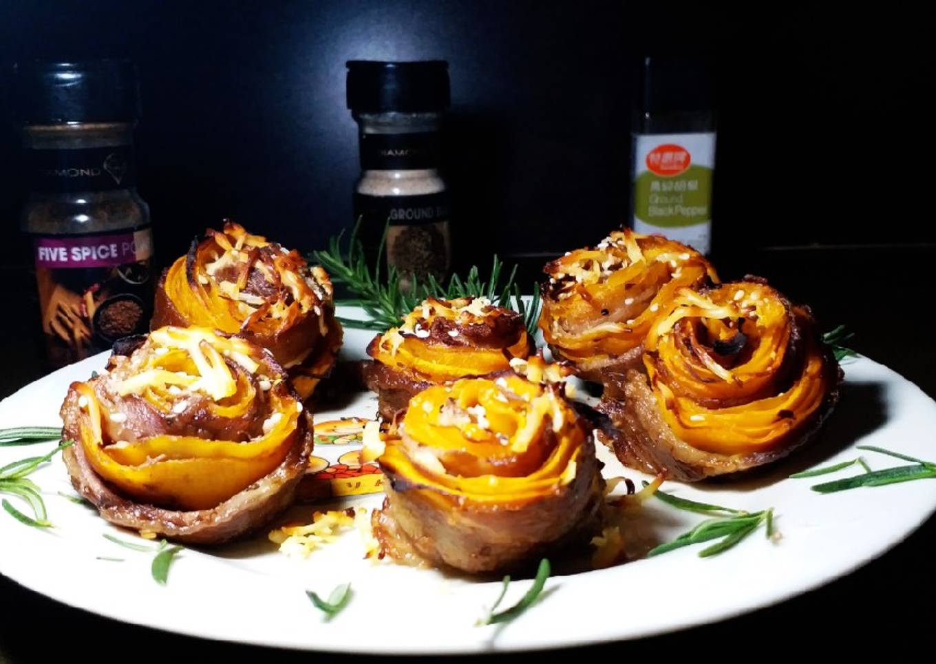 ������Beef Bacon Wrapped Pumpkin Roses ������ #Ketopad