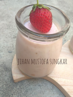 Foto resep Strawberry silky pudding