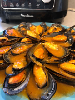 Una foto de Mejillones en salsa brava con ClickChef Moulinex