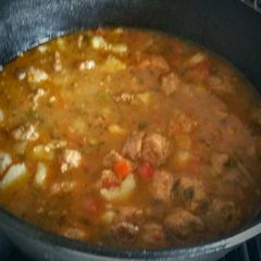 A picture of Southwest Beef and Sausage Chili Stew.