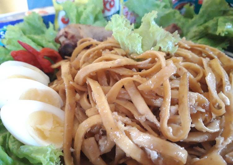 Mie gepeng goreng telur😋